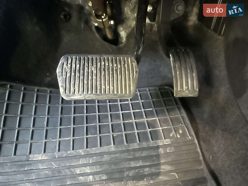 Седан Ford Focus 2013 в Ужгороде