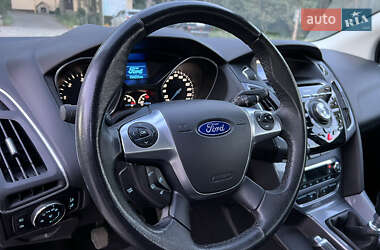 Универсал Ford Focus 2014 в 