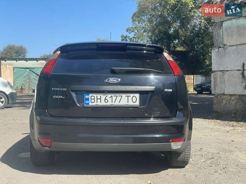 Хэтчбек Ford Focus 2007 в Арцизе