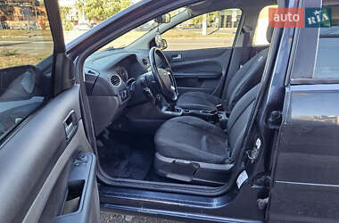Хэтчбек Ford Focus 2007 в 