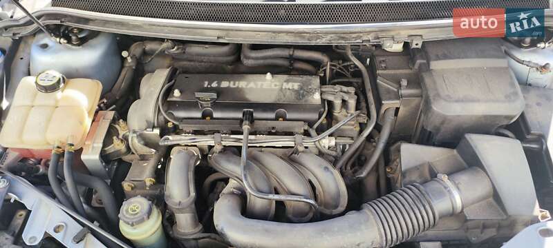 Хэтчбек Ford Focus 2005 в Виннице фото 20 Хэтчбек Ford Focus 2005 в Виннице