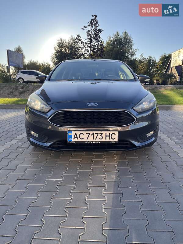 Седан Ford Focus 2015 в Луцке фото 2 Седан Ford Focus 2015 в Луцке