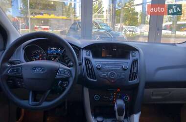 Хэтчбек Ford Focus 2018 в 