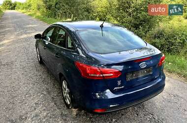 Седан Ford Focus 2017 в 