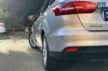 Седан Ford Focus 2016 в 