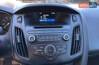 Седан Ford Focus 2016 в 