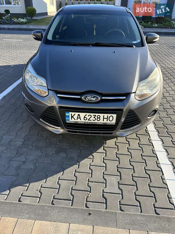 Седан Ford Focus 2013 в 