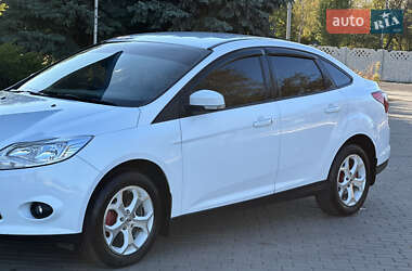 Седан Ford Focus 2013 в 