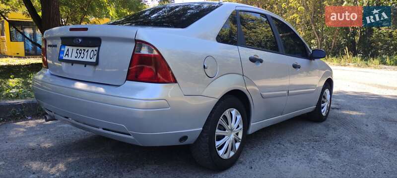 Седан Ford Focus 2006 в Киеве