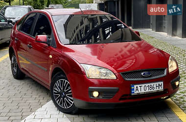 Хетчбек Ford Focus 2006 в 