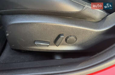 Хэтчбек Ford Focus 2015 в 