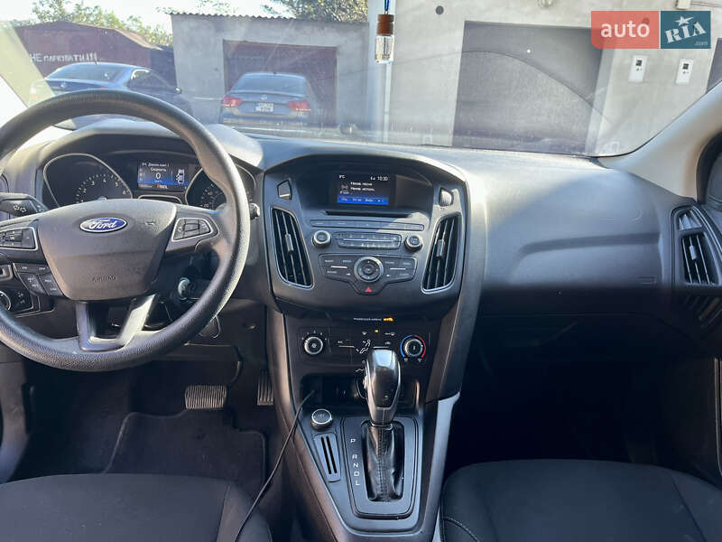 Хэтчбек Ford Focus 2016 в Чорткове