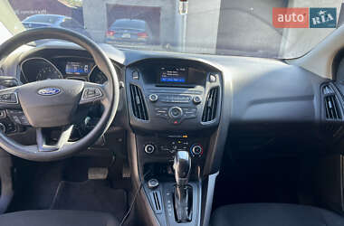 Хэтчбек Ford Focus 2016 в 