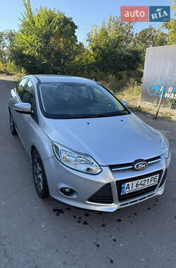Седан Ford Focus 2014 в 