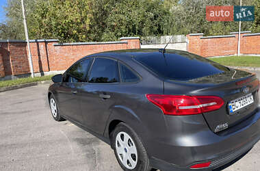 Седан Ford Focus 2016 в 