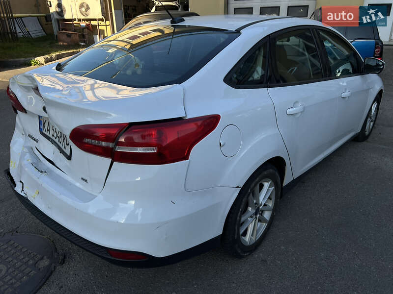 Седан Ford Focus 2016 в Киеве
