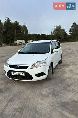 Универсал Ford Focus 2010 в 