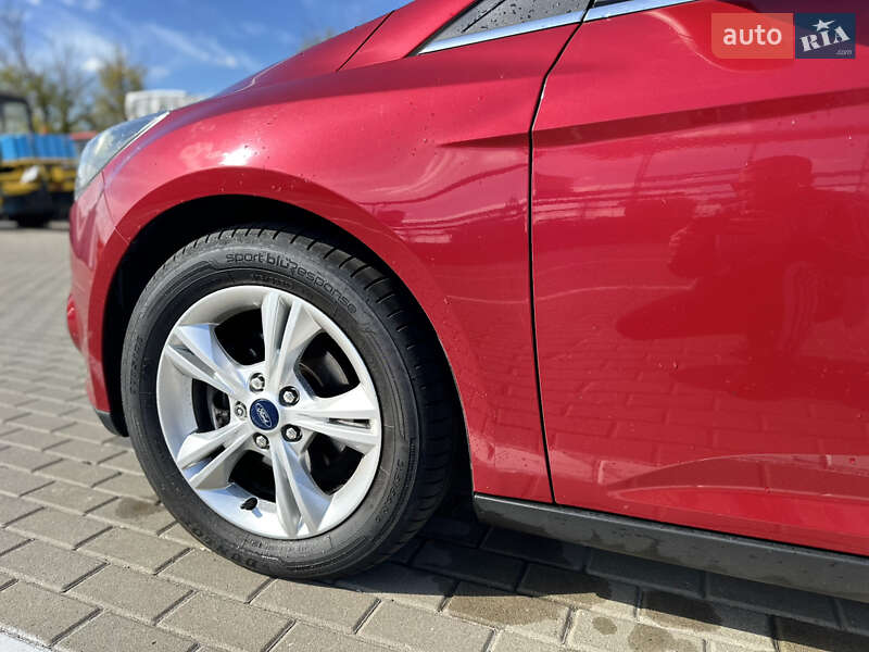 Хэтчбек Ford Focus 2013 в Борисполе