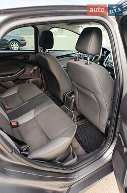 Седан Ford Focus 2013 в 