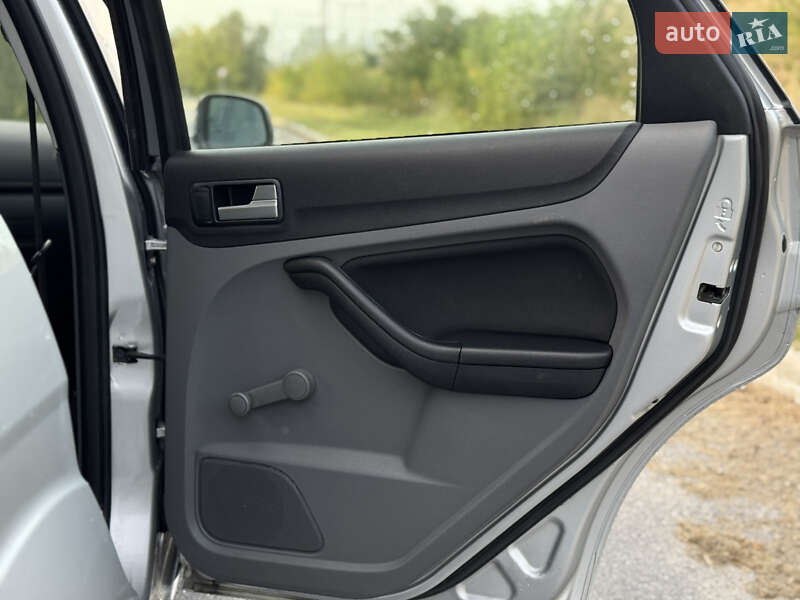 Хэтчбек Ford Focus 2011 в Ивано-Франковске фото 13 Хэтчбек Ford Focus 2011 в Ивано-Франковске