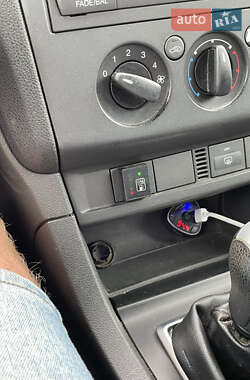 Хэтчбек Ford Focus 2005 в 