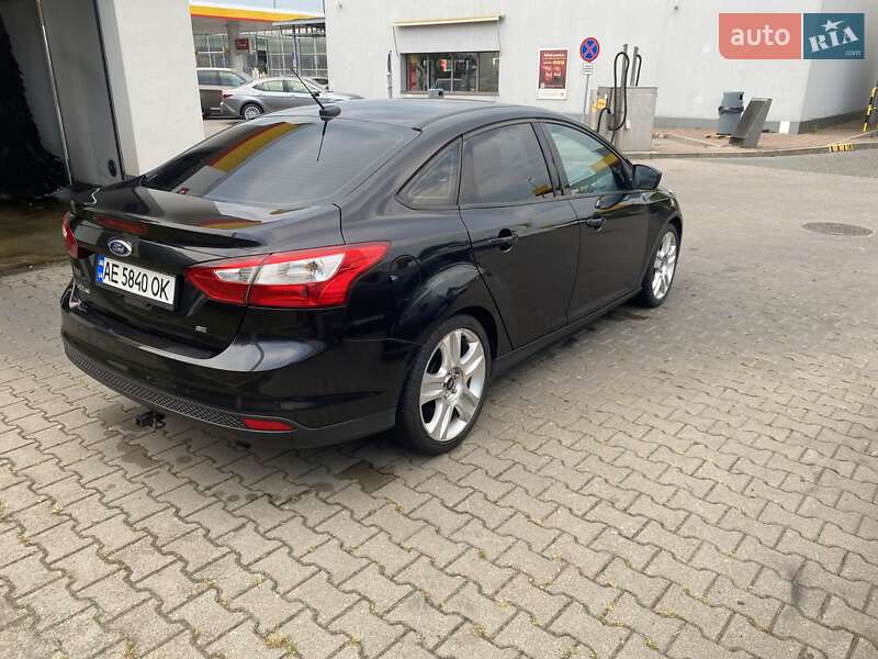 Седан Ford Focus 2012 в Львове