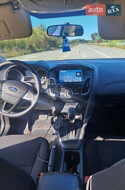 Седан Ford Focus 2017 в 