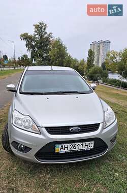 Седан Ford Focus 2010 в 