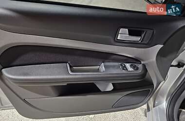 Седан Ford Focus 2010 в 
