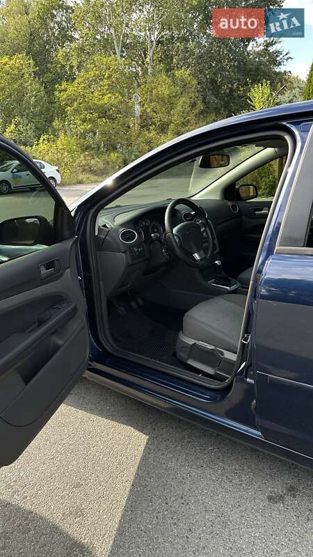 Хэтчбек Ford Focus 2006 в Днепре фото 9 Хэтчбек Ford Focus 2006 в Днепре