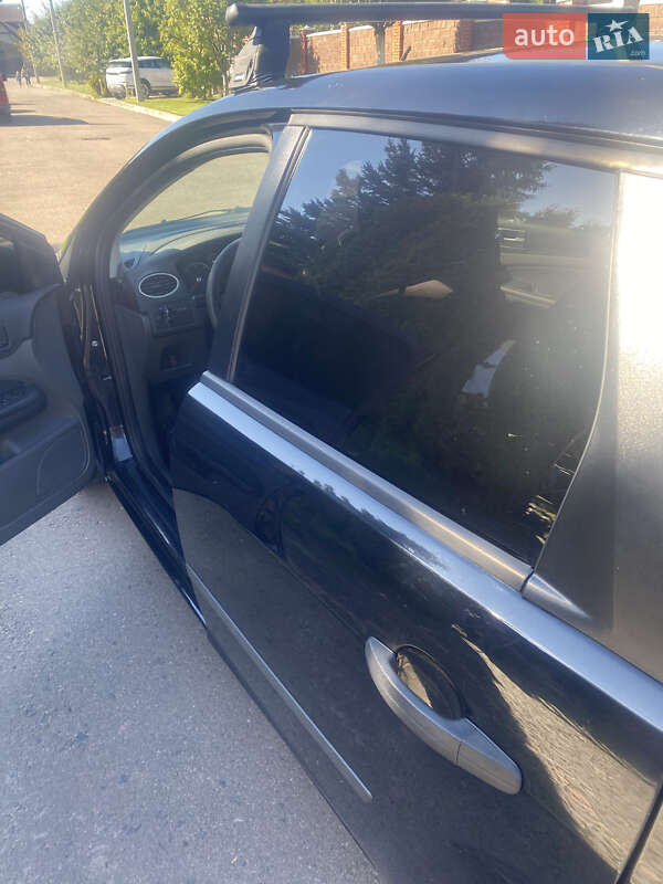 Универсал Ford Focus 2005 в Ровно
