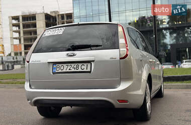 Универсал Ford Focus 2010 в 