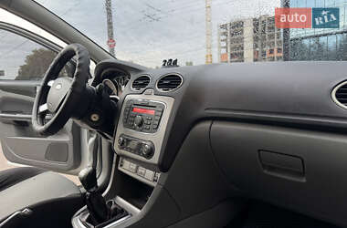 Универсал Ford Focus 2010 в 
