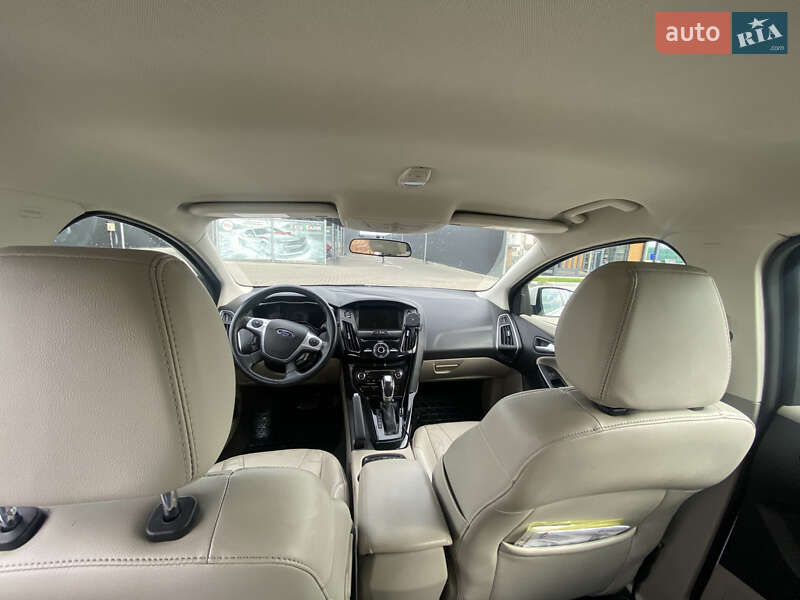 Хэтчбек Ford Focus 2014 в Львове