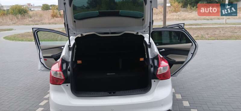 Хэтчбек Ford Focus 2013 в Кропивницком фото 13 Хэтчбек Ford Focus 2013 в Кропивницком