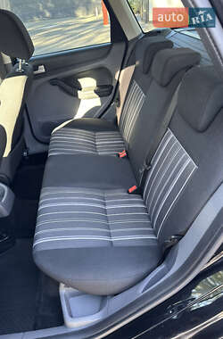 Универсал Ford Focus 2009 в 
