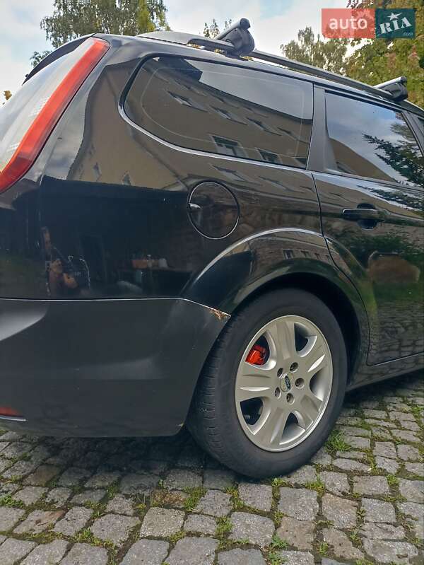 Универсал Ford Focus 2008 в Бориславе