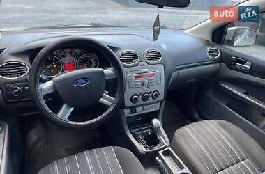 Хэтчбек Ford Focus 2008 в 