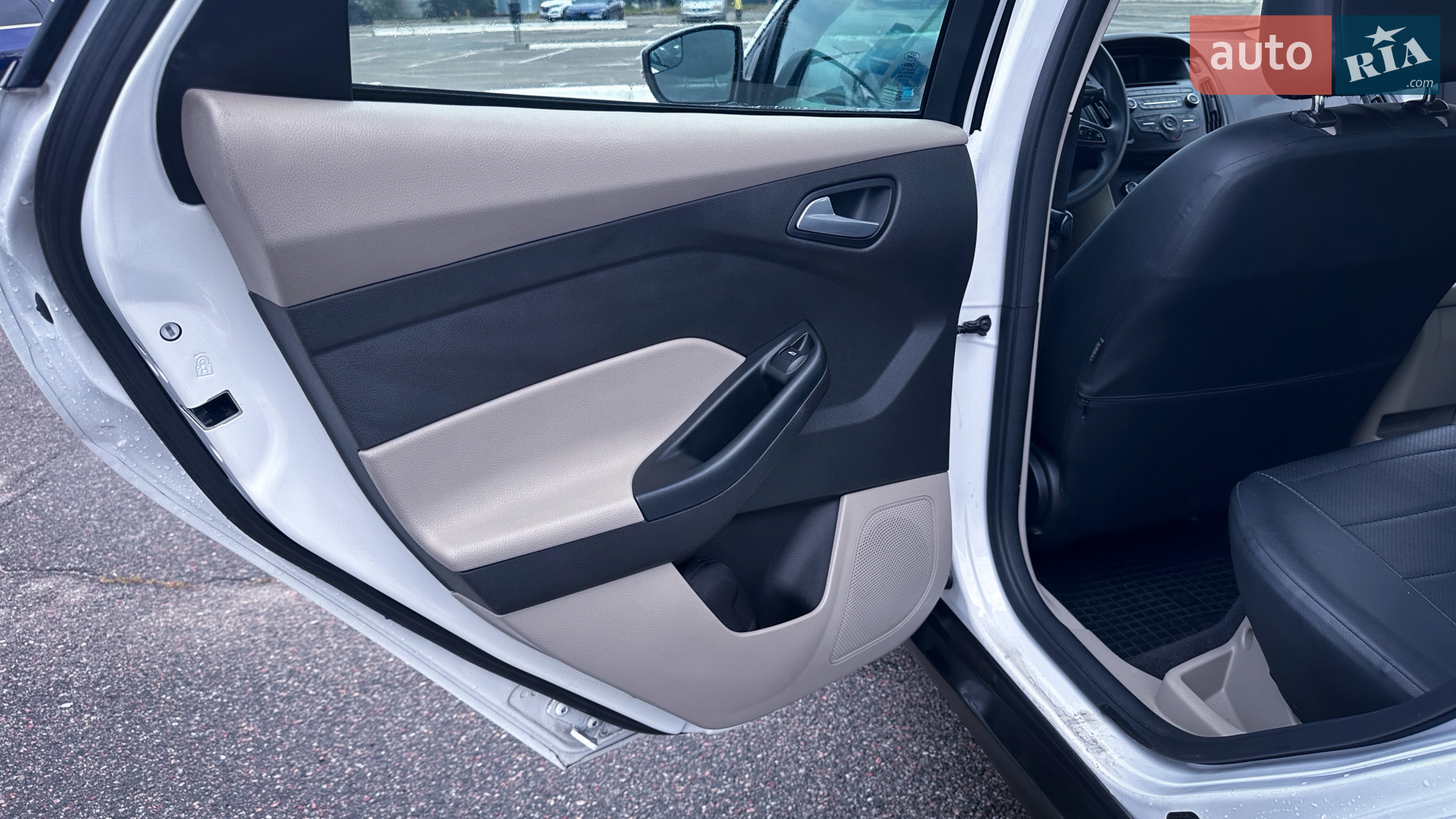 2016 Ford Focus - мініатюра 9