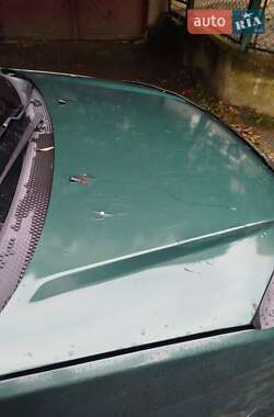 Седан Ford Focus 2000 в 