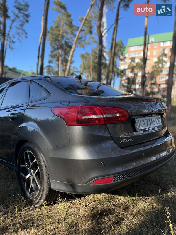 Седан Ford Focus 2017 в Киеве фото 13 Седан Ford Focus 2017 в Киеве