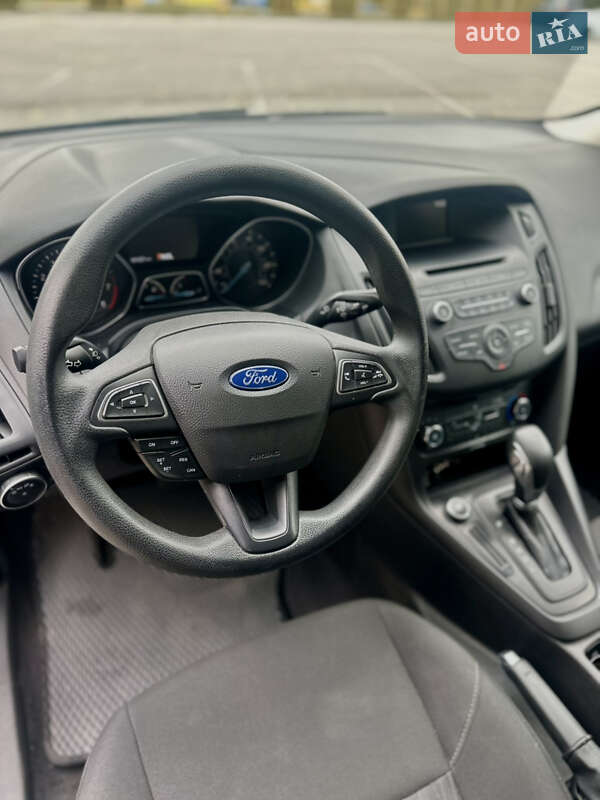 Седан Ford Focus 2016 в Александрие