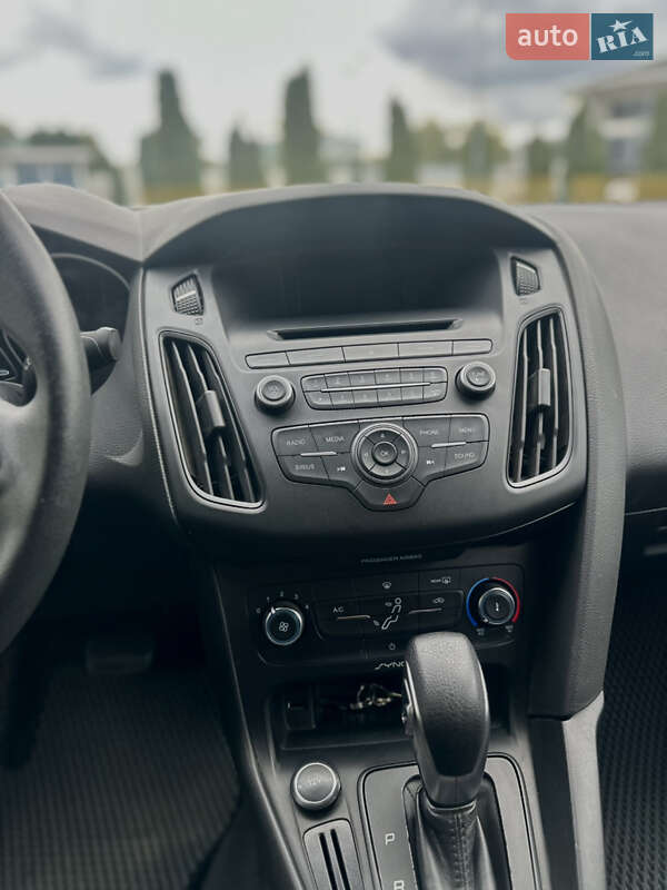 Седан Ford Focus 2016 в Александрие