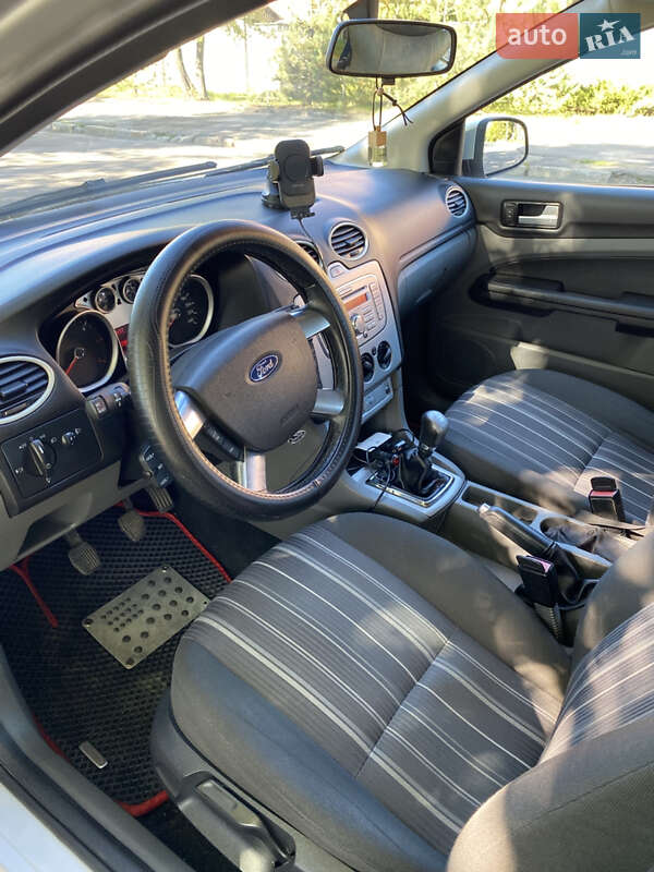 Универсал Ford Focus 2008 в Ровно