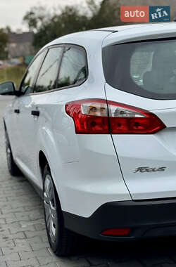 Универсал Ford Focus 2014 в 