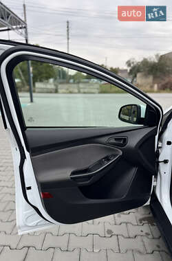 Универсал Ford Focus 2014 в 