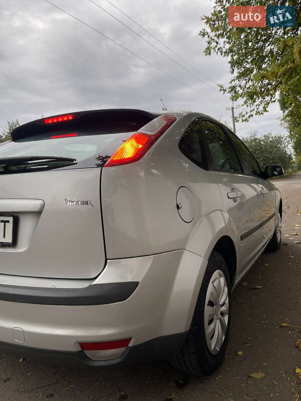 Хетчбек Ford Focus 2006 в Лубнах