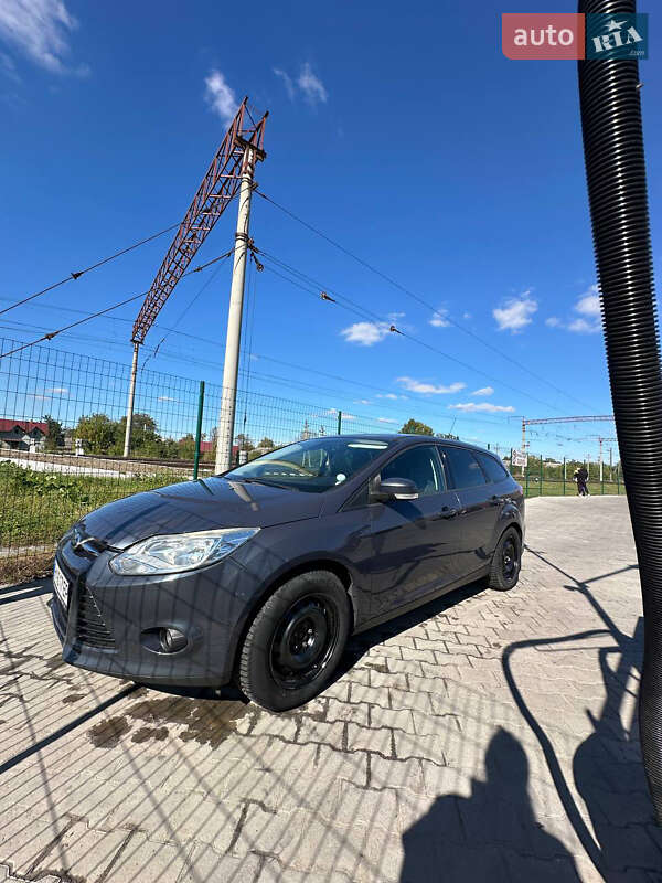 Универсал Ford Focus 2011 в Звягеле
