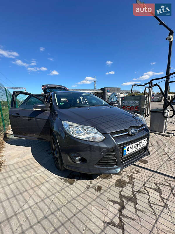 Универсал Ford Focus 2011 в Звягеле
