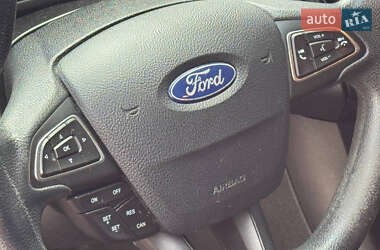 Хетчбек Ford Focus 2017 в 